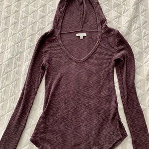 American Eagle Women’s S purple soft and sexy knit shirt